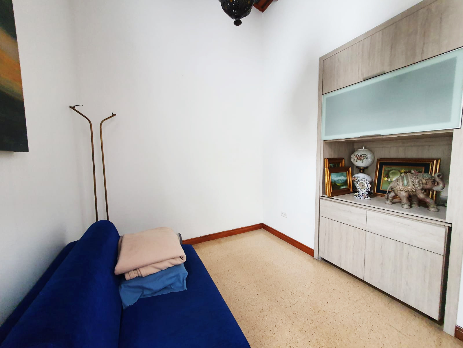 Casa en arriendo en Castropol, Medellín · foto 3 de 13