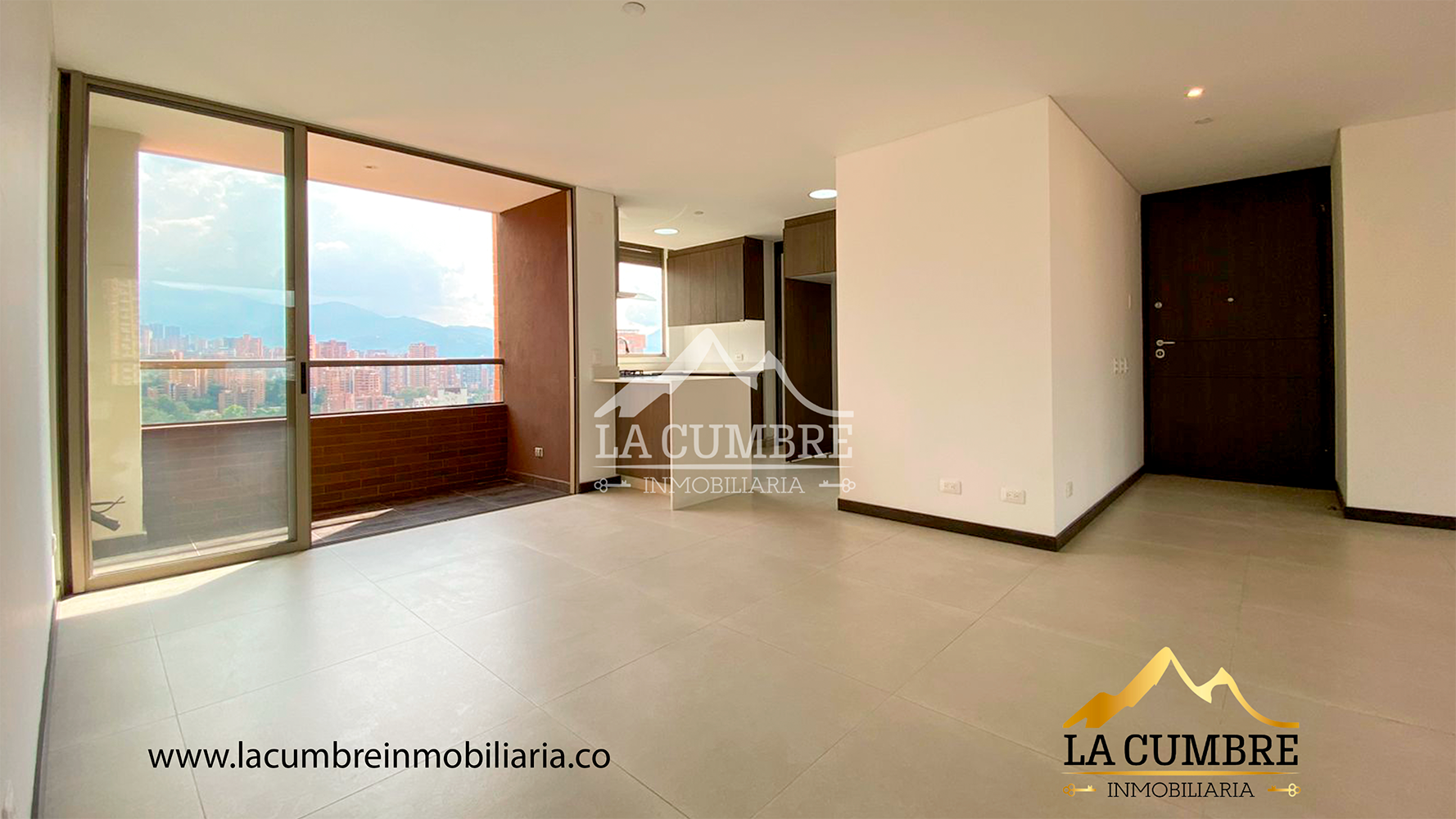 Apartamento en arriendo en Lalinde, Medellín · foto 2 de 14