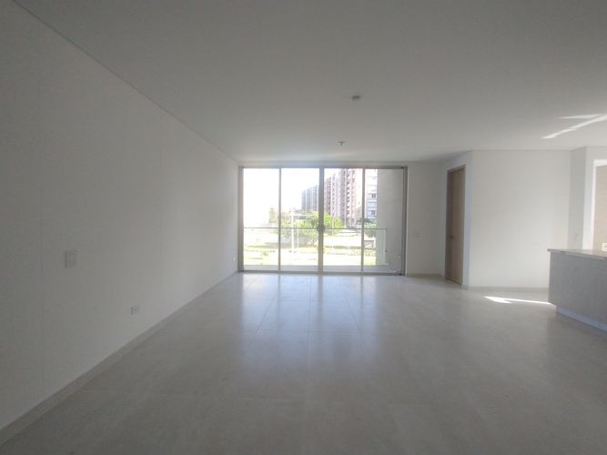 Apartamento de 3 alcobas en venta en Altos De Riomar, Barranquilla, 133 m² · foto 2 de 17