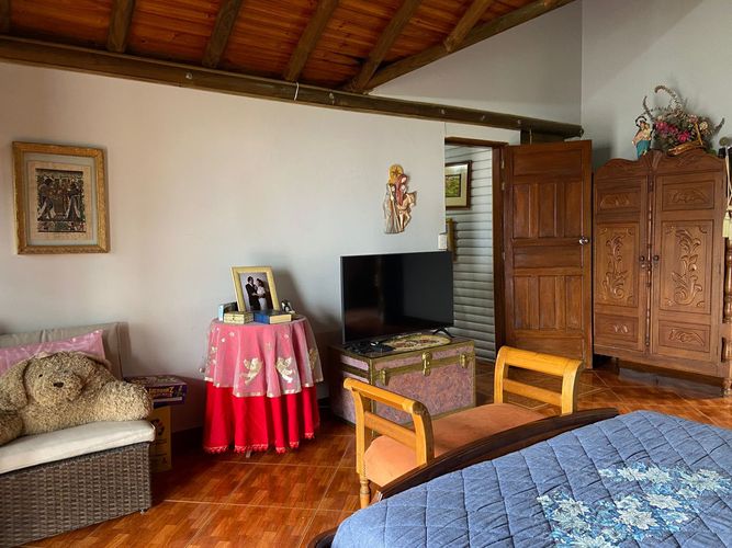 Casa de 4 alcobas en arriendo en Las Lomitas, Sabaneta, 320 m² · foto 16 de 20