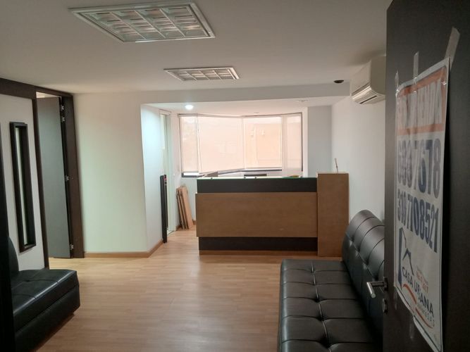 Oficina en arriendo en Garcia Rovira, Bucaramanga, 40 m² · foto 2 de 13