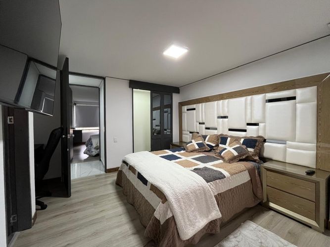 Apartamento de 3 alcobas en arriendo en Los Balsos, Medellín, 127 m² · foto 8 de 16