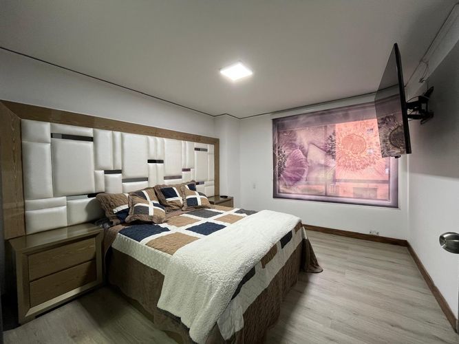 Apartamento de 3 alcobas en arriendo en Los Balsos, Medellín, 127 m² · foto 10 de 16