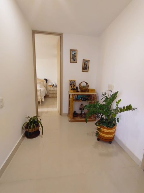 Apartamento de 2 alcobas en venta en Cuarto De Legua - Guadalupe, Cali, 84 m² · foto 5 de 24