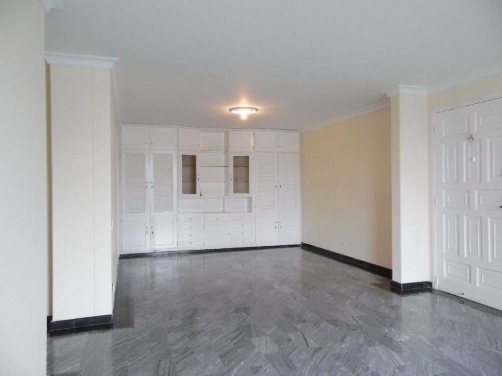 Apartamento en venta en Pinares, Pereira · foto 7 de 10