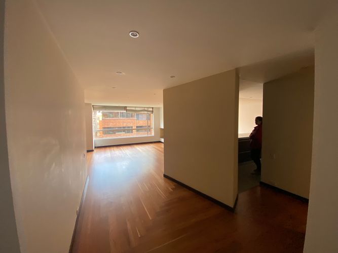 Apartamento de 3 alcobas en venta en Los Rosales, Bogotá, 171 m² · foto 10 de 22