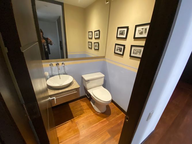 Apartamento de 3 alcobas en venta en Los Rosales, Bogotá, 171 m² · foto 12 de 22