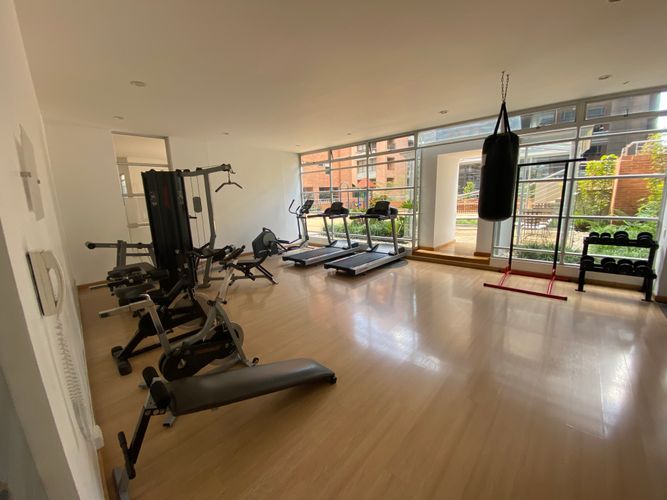 Apartamento de 3 alcobas en venta en Los Rosales, Bogotá, 171 m² · foto 19 de 22