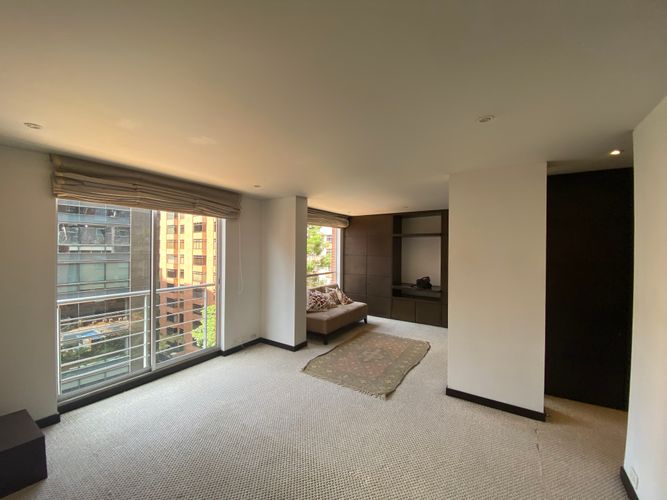 Apartamento de 3 alcobas en venta en Los Rosales, Bogotá, 171 m² · foto 21 de 22