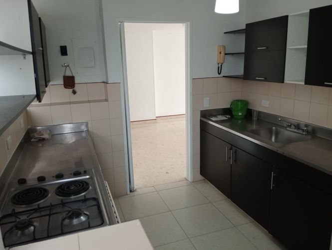 Apartamento de 3 alcobas en arriendo en Laureles, Medellín, 120 m² · foto 10 de 20