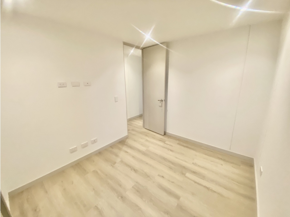Apartamento en venta en Cumbres, Envigado · foto 21 de 24