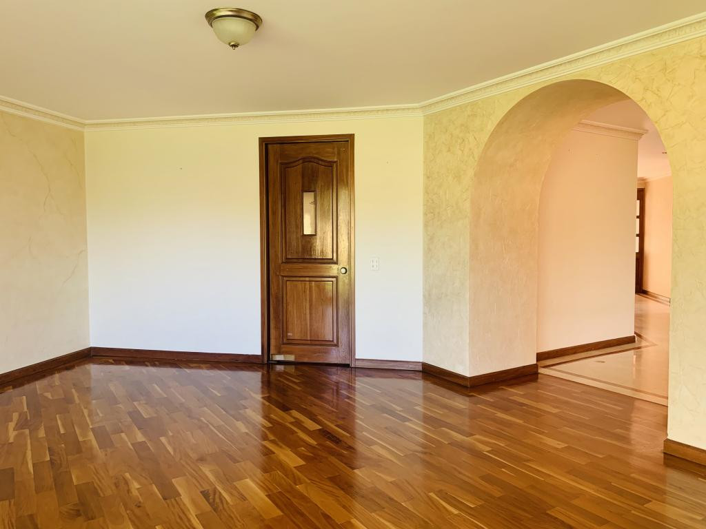 Casa en venta en San Jose De Bavaria, Bogotá · foto 24 de 24