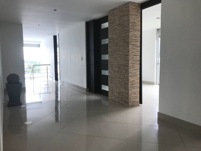 Casa de 4 alcobas en venta en Picaleña Y Mirolindo, Ibagué, 328 m² · foto 12 de 12