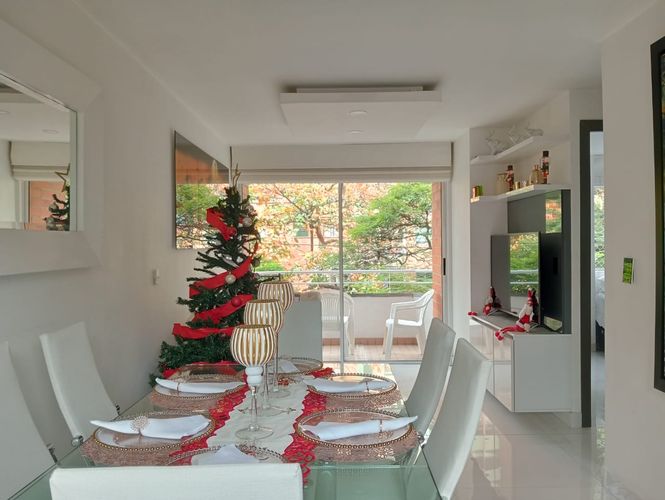 Apartamento de 3 alcobas en arriendo en Laureles, Medellín, 75 m² · foto 2 de 15