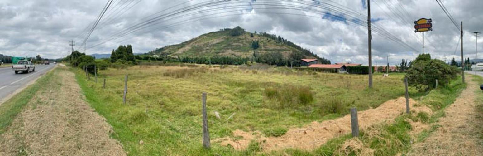 Lote en venta en La Diana, Sopó, 26085 m² · foto 4 de 11