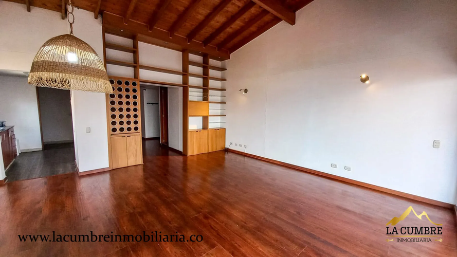 Apartamento de 2 alcobas en venta en Castropol, Medellín, 180 m² · foto 6 de 14