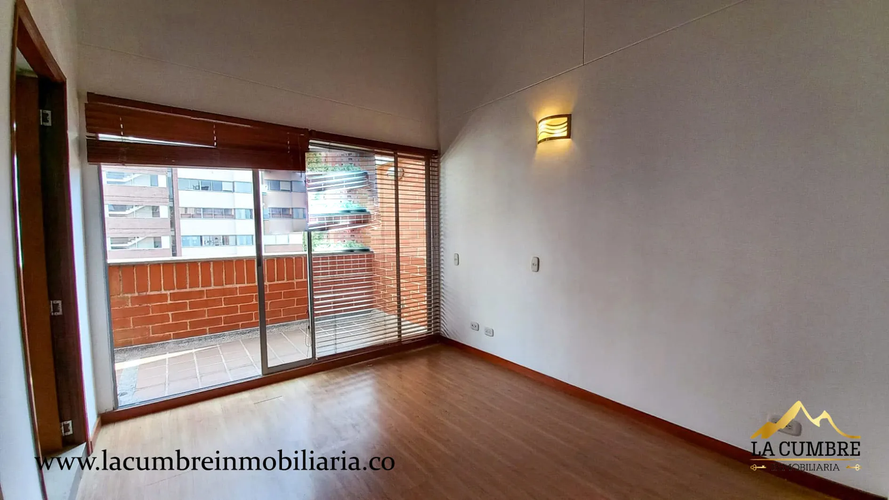 Apartamento de 2 alcobas en venta en Castropol, Medellín, 180 m² · foto 8 de 14