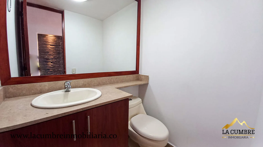 Apartamento de 2 alcobas en venta en Castropol, Medellín, 180 m² · foto 9 de 14