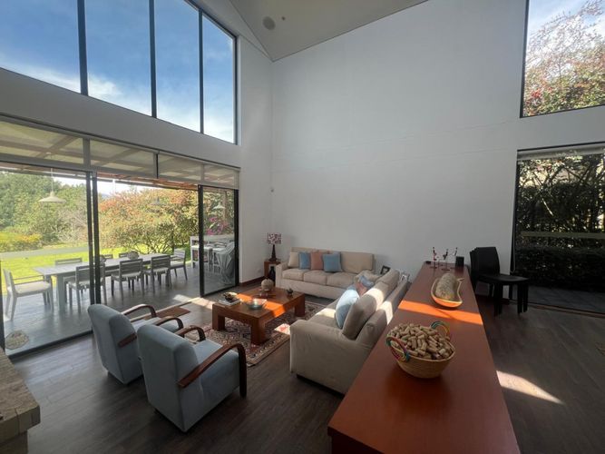 Casa de 4 alcobas en venta en Aposentos Parte Alta, Sopó, 345 m² · foto 3 de 24