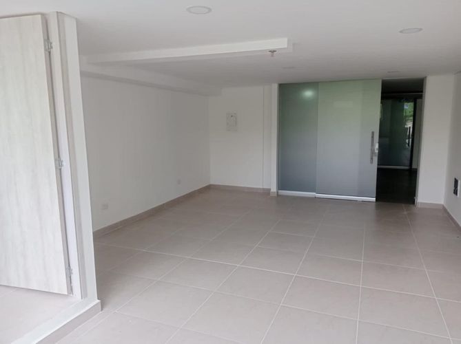 Consultorio en venta en Norte De Armenia, Armenia, 38 m² · foto 4 de 6