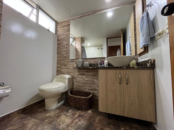 Apartamento de 3 alcobas en venta en El Poblado, Medellín, 127 m² · foto 15 de 17