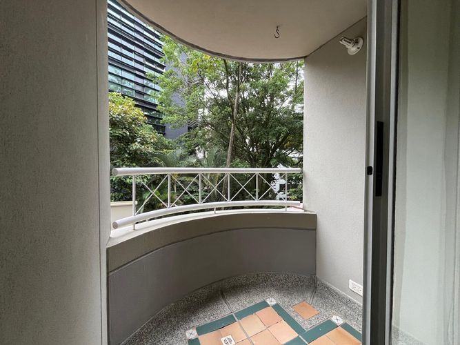 Apartamento de 3 alcobas en venta en El Poblado, Medellín, 127 m² · foto 16 de 17