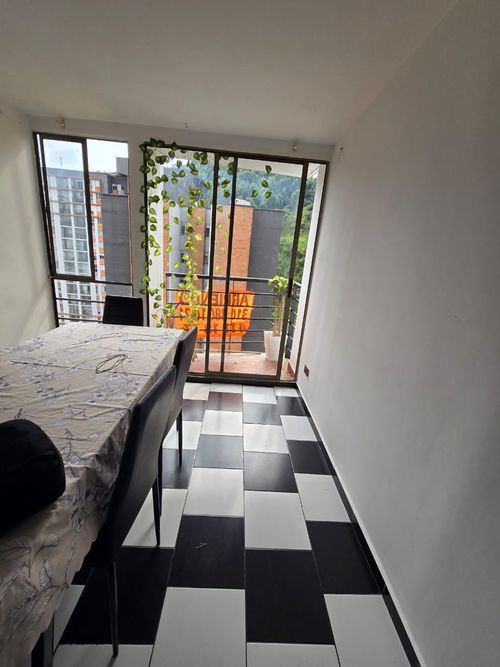 Apartamento de 3 alcobas en arriendo en Belén, Medellín, 53 m² · foto 11 de 14