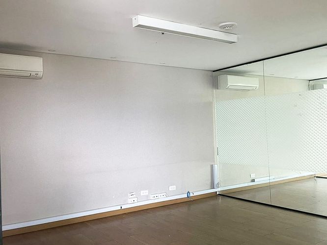 Oficina en arriendo en Manila, Medellín, 82 m² · foto 2 de 6