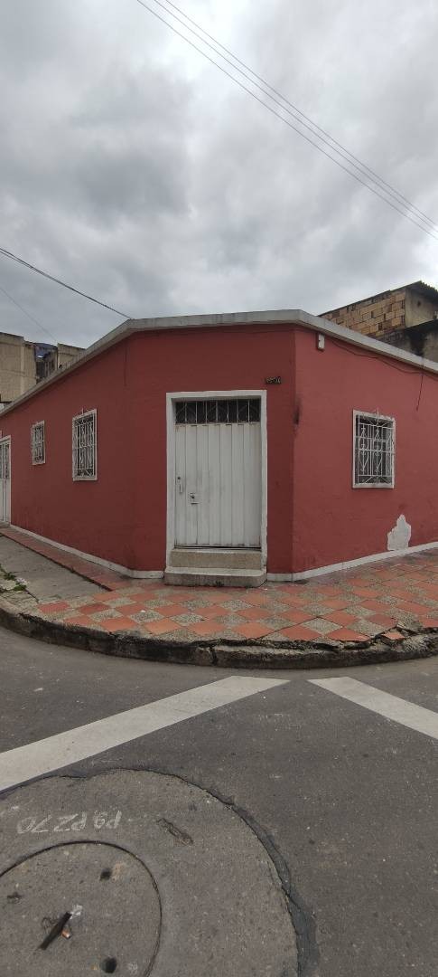 Casa en venta en Kennedy Central, Bogotá · foto 2 de 24