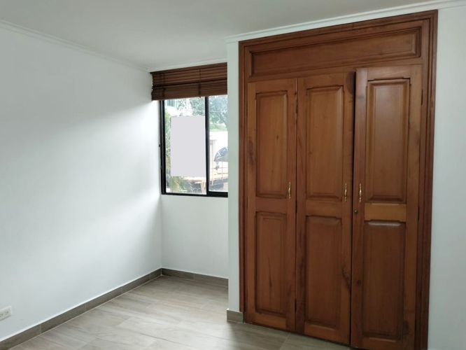 Apartamento de 4 alcobas en arriendo en Alejandria, Medellín, 185 m² · foto 10 de 18