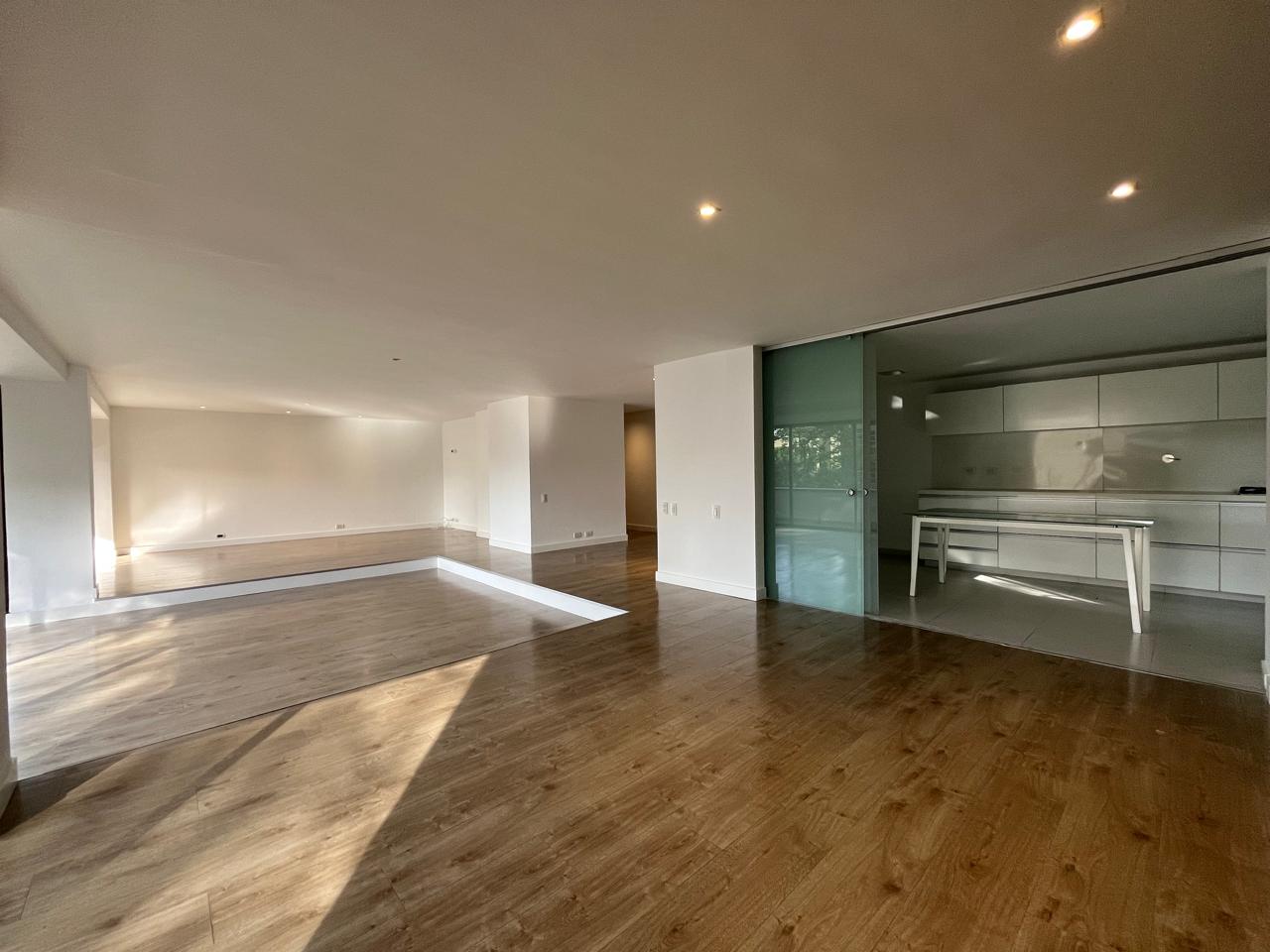Apartamento en arriendo en La Florida, Medellín · foto 2 de 18