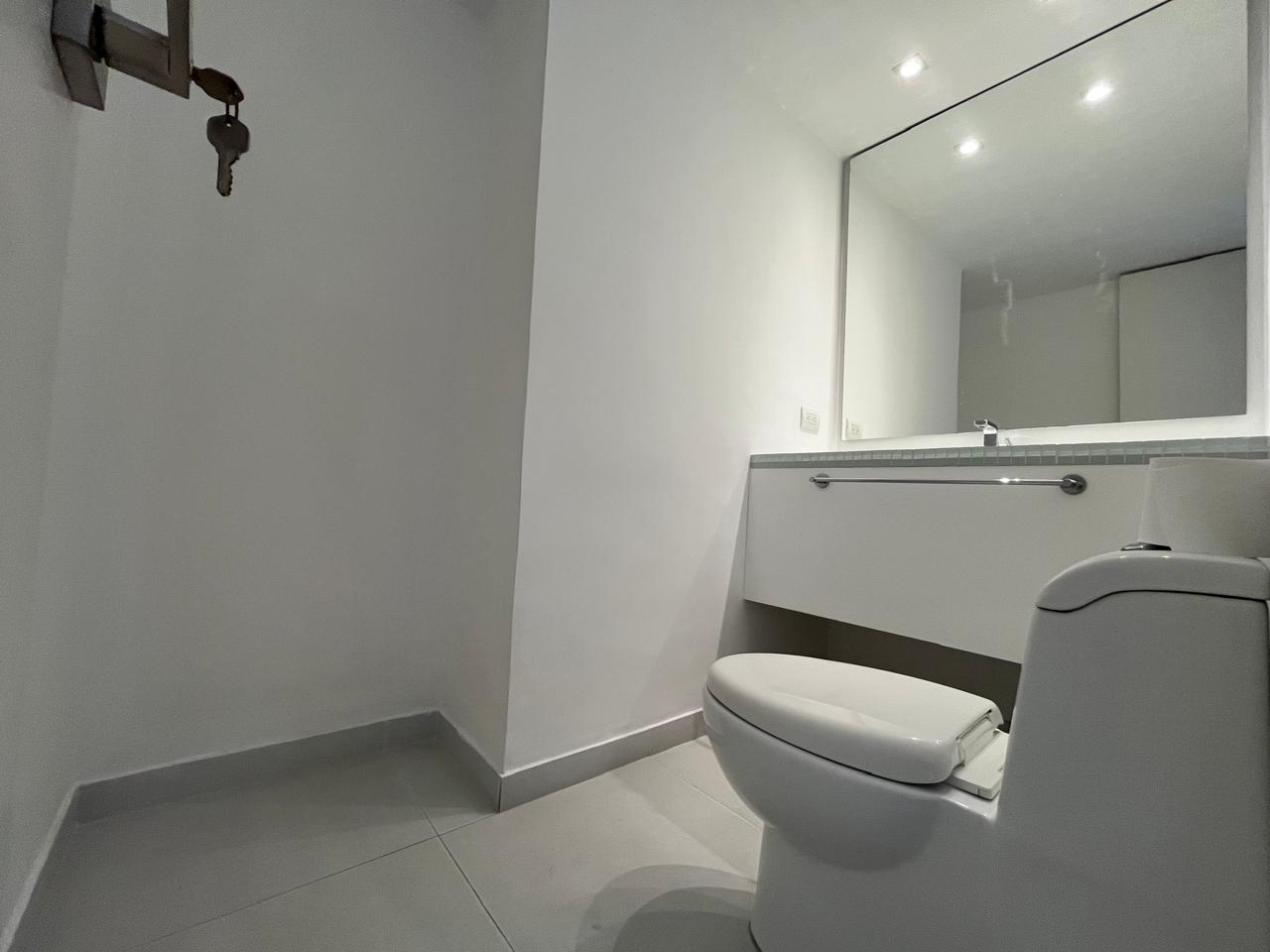 Apartamento en arriendo en La Florida, Medellín · foto 3 de 18