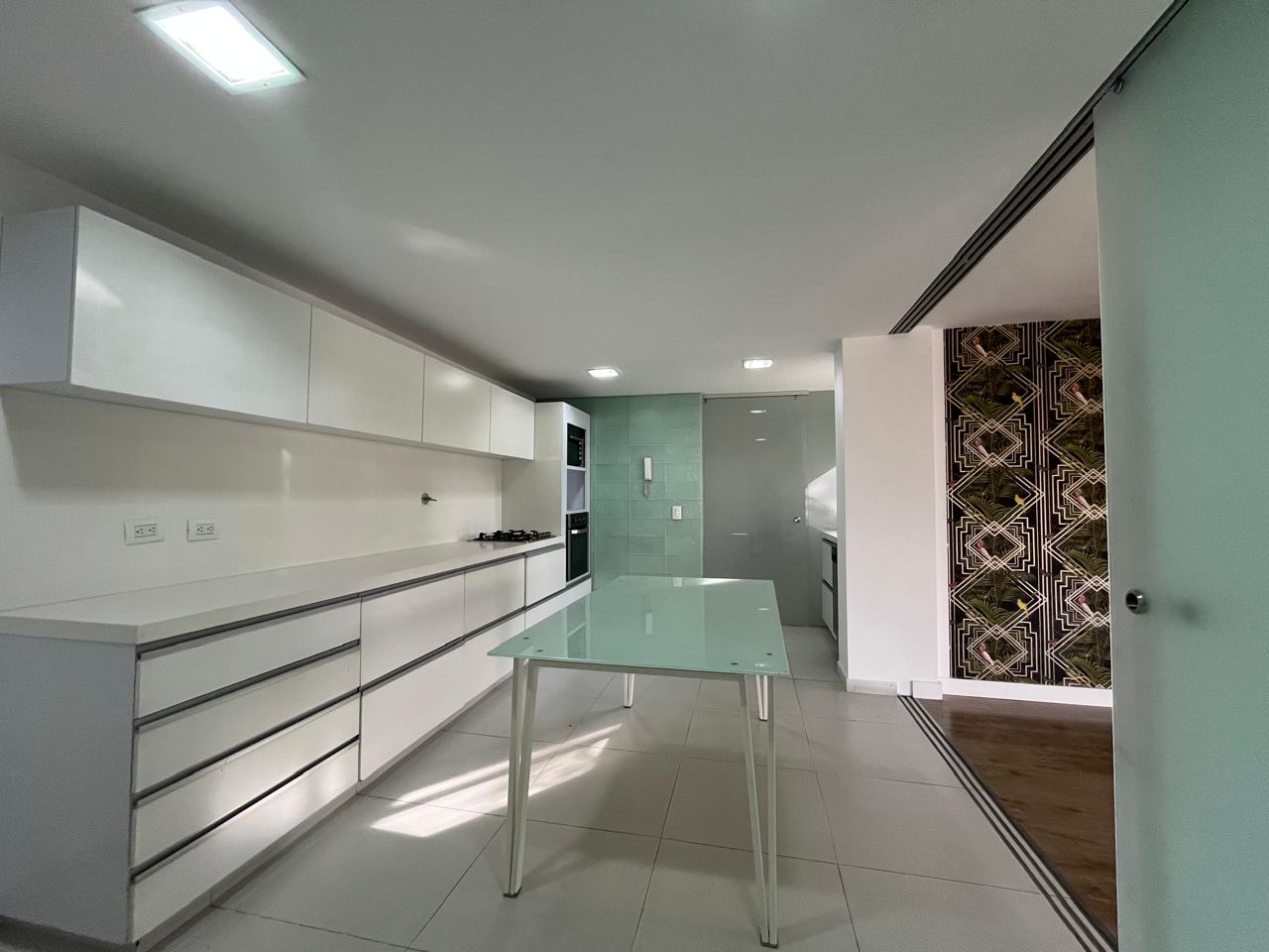 Apartamento en arriendo en La Florida, Medellín · foto 6 de 18
