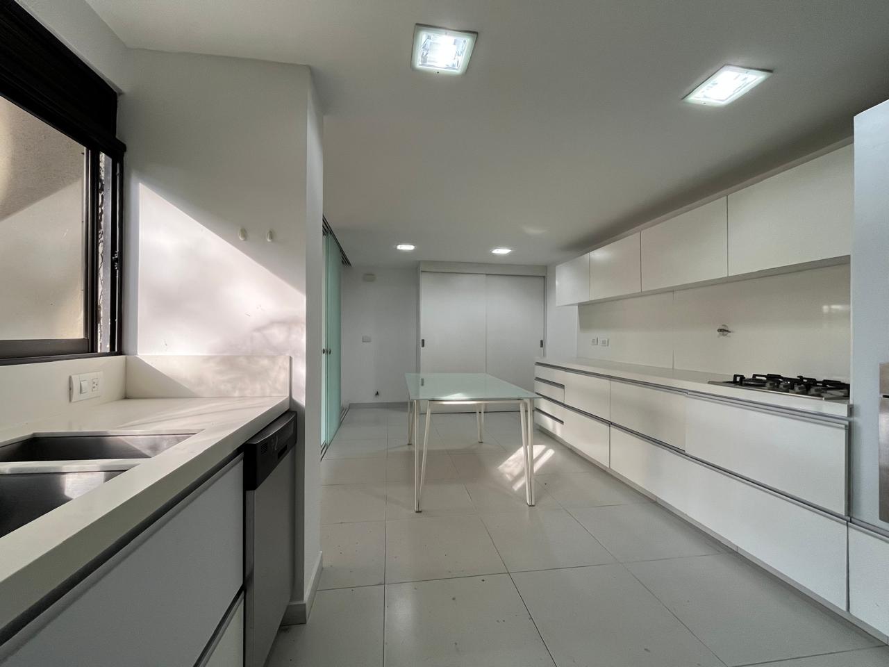 Apartamento en arriendo en La Florida, Medellín · foto 7 de 18