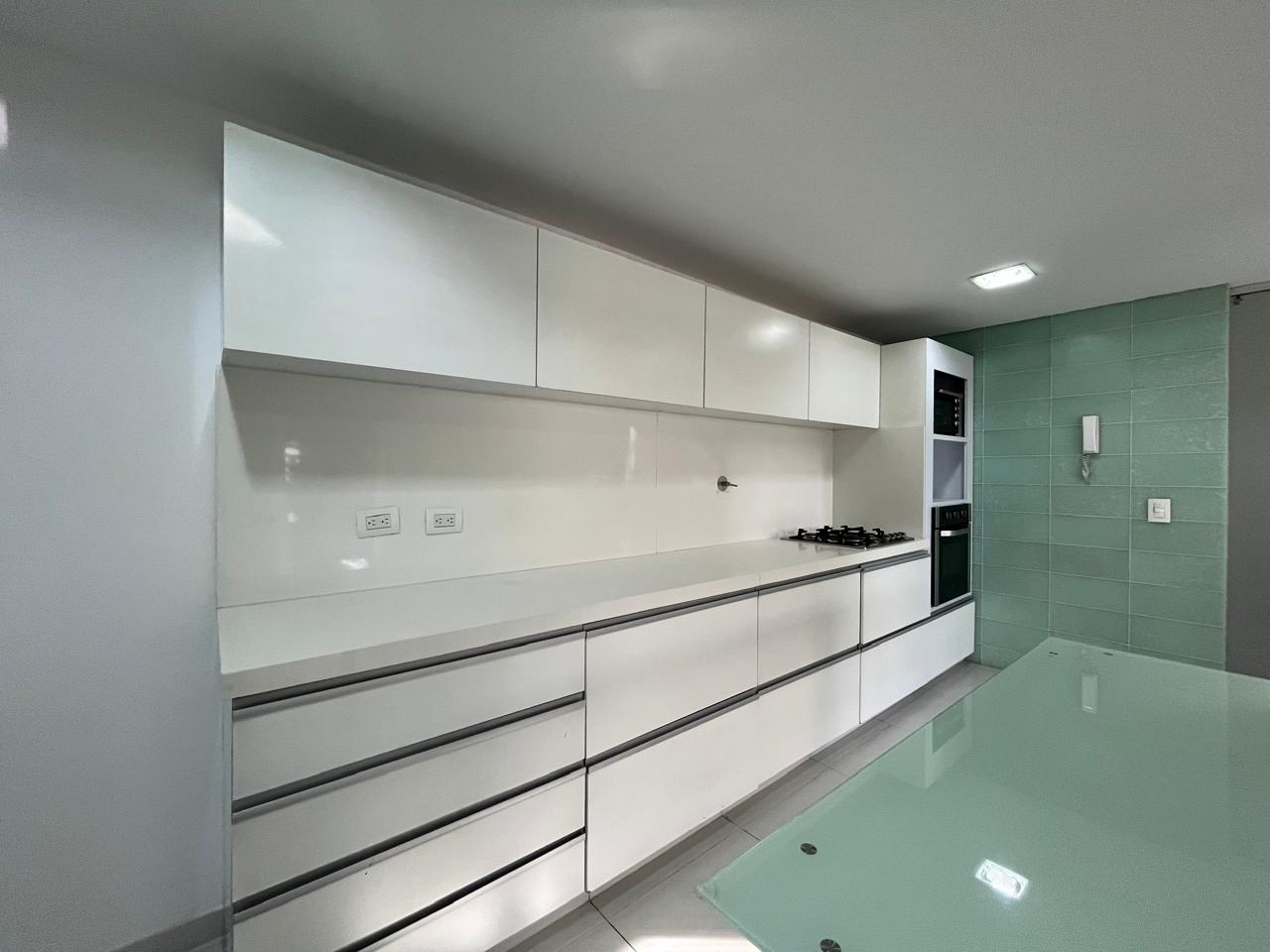 Apartamento en arriendo en La Florida, Medellín · foto 8 de 18