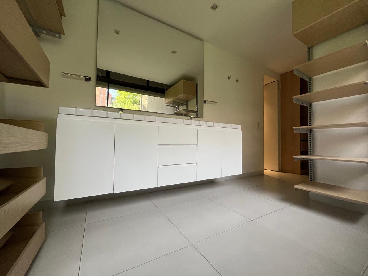 Apartamento en arriendo en La Florida, Medellín · foto 14 de 18
