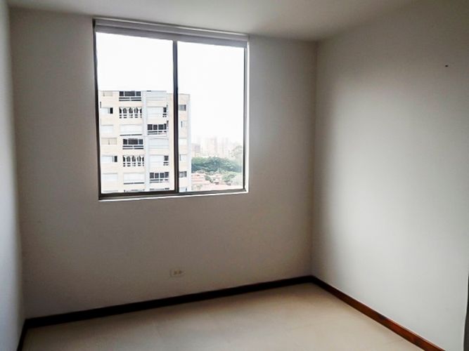 Apartamento de 3 alcobas en arriendo en Transversal Inferior, Medellín, 80 m² · foto 7 de 15