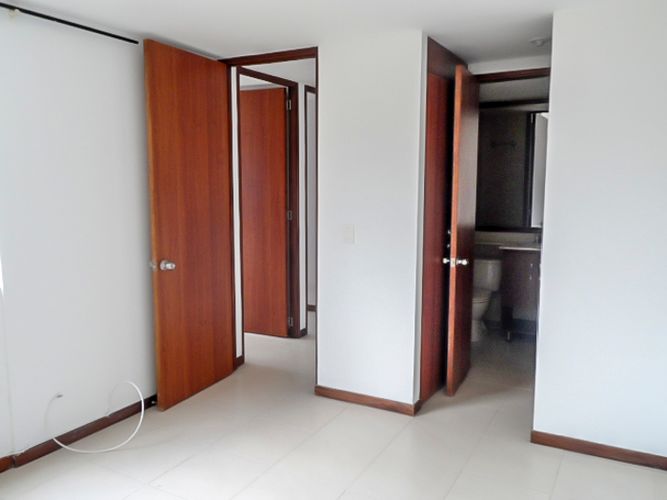 Apartamento de 3 alcobas en arriendo en Transversal Inferior, Medellín, 80 m² · foto 12 de 15
