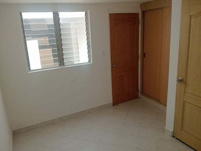 Local en arriendo en La Castellana, Medellín, 262 m² · foto 10 de 19