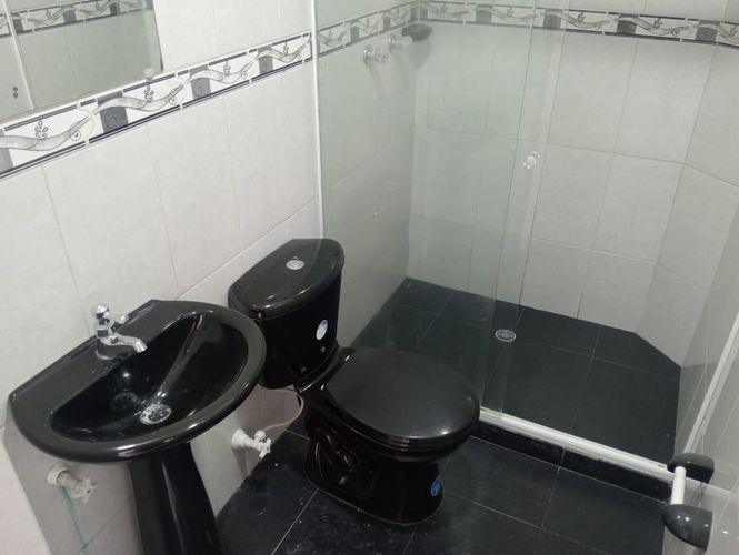 Local en arriendo en La Castellana, Medellín, 262 m² · foto 14 de 19