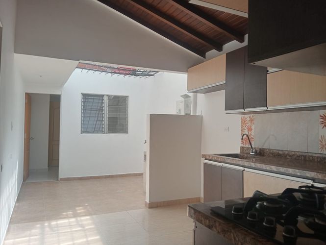 Local en arriendo en La Castellana, Medellín, 262 m² · foto 16 de 19