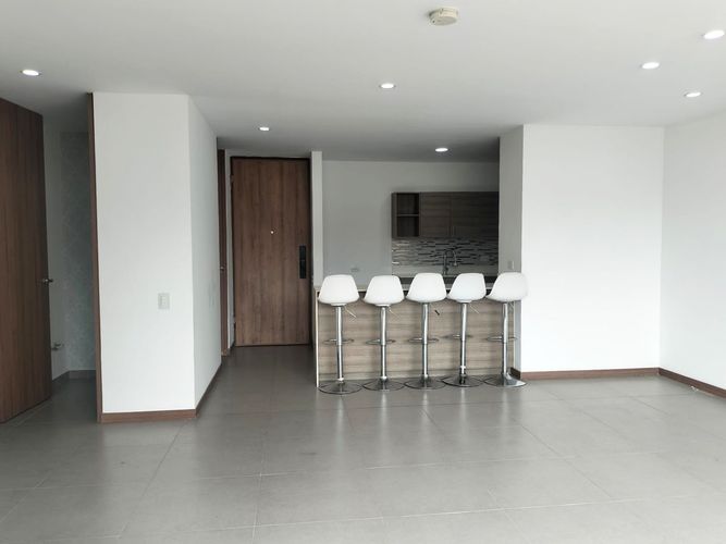 Apartamento de 3 alcobas en arriendo en Loma Del Escobero, Envigado, 116 m² · foto 6 de 20