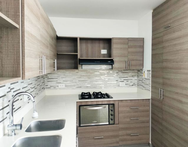 Apartamento de 3 alcobas en arriendo en Loma Del Escobero, Envigado, 116 m² · foto 9 de 20
