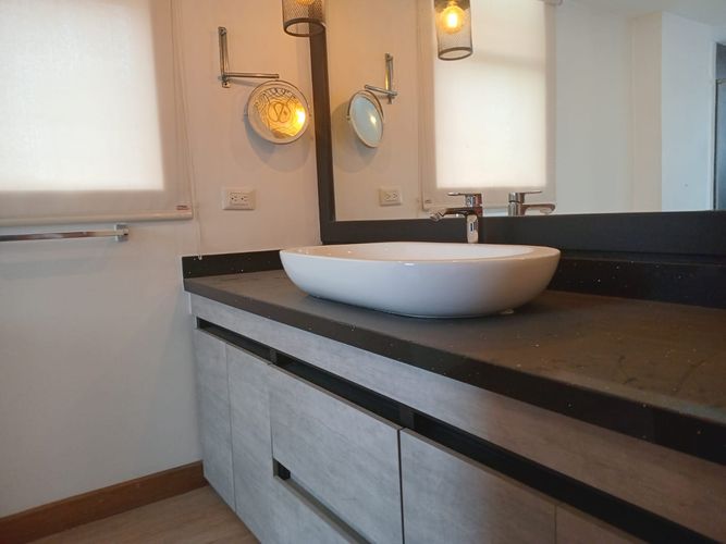 Apartamento de 3 alcobas en arriendo en El Poblado, Medellín, 402 m² · foto 18 de 18