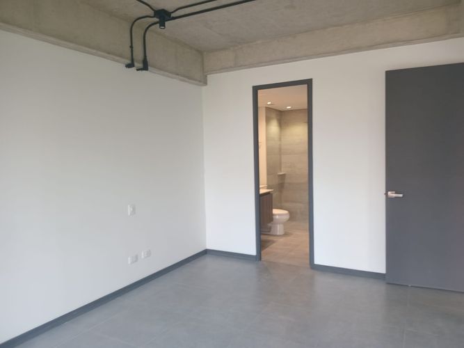 Apartamento de 2 alcobas en arriendo en El Poblado, Medellín, 152 m² · foto 10 de 16