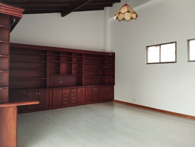 Apartamento de 4 alcobas en arriendo en Castropol, Medellín, 246 m² · foto 11 de 20
