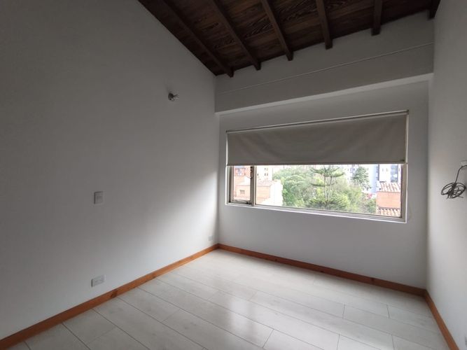 Apartamento de 4 alcobas en arriendo en Castropol, Medellín, 246 m² · foto 14 de 20