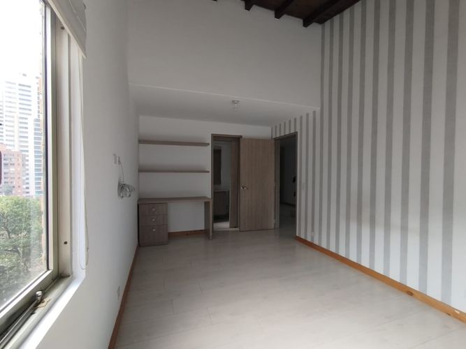 Apartamento de 4 alcobas en arriendo en Castropol, Medellín, 246 m² · foto 16 de 20