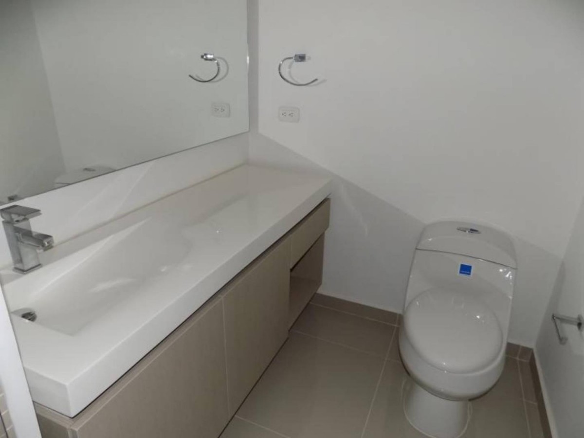 Apartamento en arriendo en Portal De Genovés, Barranquilla · foto 13 de 21