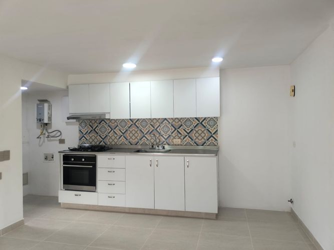 Apartamento de 2 alcobas en arriendo en El Poblado, Medellín, 72 m² · foto 4 de 17